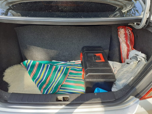 Nissan Versa Advance Mt