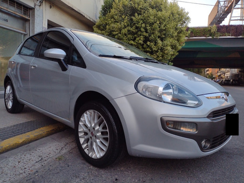 Imagen 3 de 10 de Fiat Punto 2013 Como Nuevo !!!!