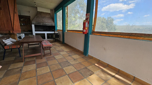 Casa En Venta 3 Dormitorios, Pileta Climatizada, Con Bajada Al Rio Tala Huasi/ Icho Cruz