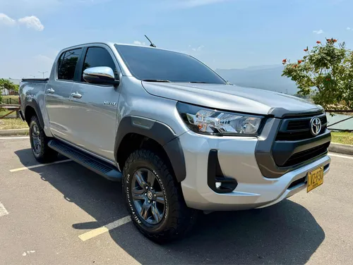 Toyota Hilux 2.7 Gasolina 4x4