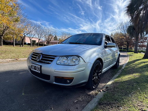 Volkswagen Bora 1.8 Highline T Tiptronic Cuero blindado rb3