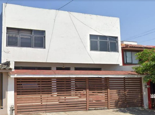 Casa En Venta En Guadalajara, Jalisco, Tum