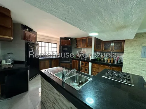 Casa En Venta Montalbán