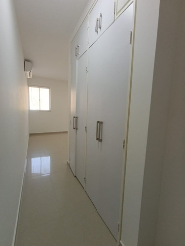 Apartamento En Venta En Res Vermont La Trigaleña Alta Valencia Mj