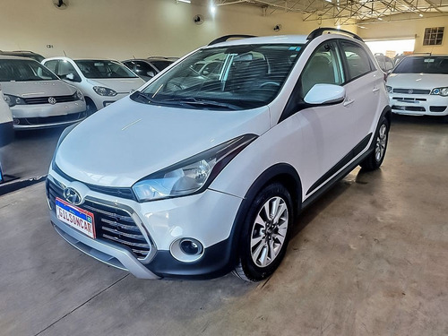 Imagem 3 de 13 de Hyundai Hb20x 1.6 16v Style