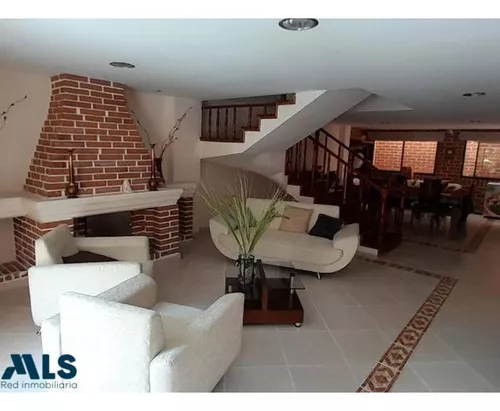 Casa Amplia En Sector Tranquilo(mls#242432)