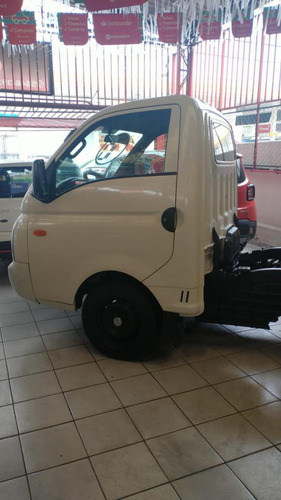 Imagem 2 de 9 de Hr 2.5 Tci Diesel (rs/rd)