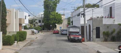 Casa En Venta De Remate Bancario C. 58 Montejo, 97127 Mérida, Yucatán. -jcbb2