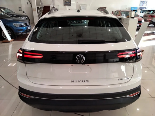 Imagen 6 de 19 de Nuevo Volkswagen Nivus 170tsi Trendline Manual 0 Km Autotag