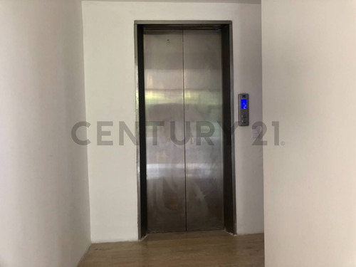 Ml Venta Apartamentos En Edifico A Estrenar, Con Ascensor Privado.