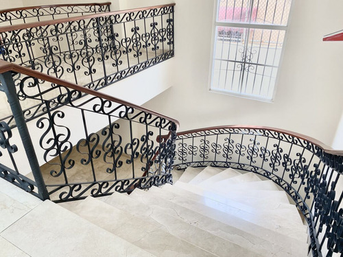 Casa En Venta En Cerros De Altos De Arroyo Hondo Lll De 4 Habitaciones