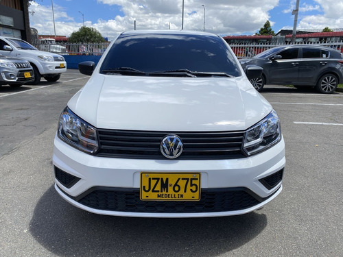 Imagen 2 de 19 de Volkswagen Gol Comfortline 2021