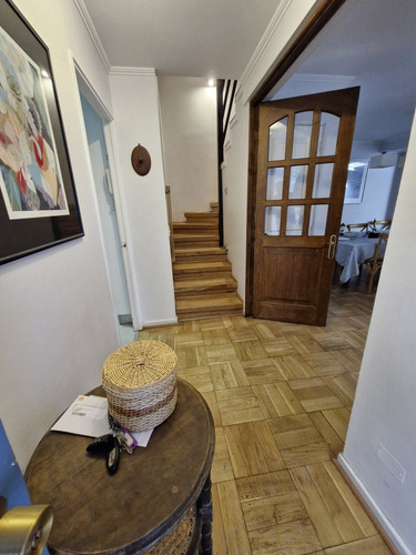 Casa En Condominio En Venta 4 Dorm. Y Estar Lo Barnechea