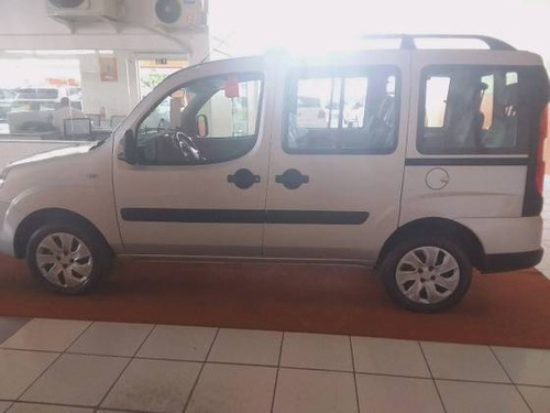 Imagem 12 de 15 de Fiat Doblò 1.8 Mpi Essence 7l 16v Flex 4p Manual