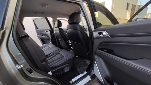 Imagen 7 de 17 de Ssangyong Actyon Sport 2.2 Diesel 4x2 Aut 2022