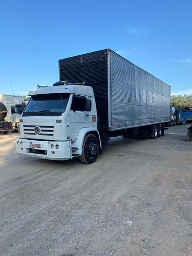 Titan 18 -310 No Truck Baú, 22 Paletes