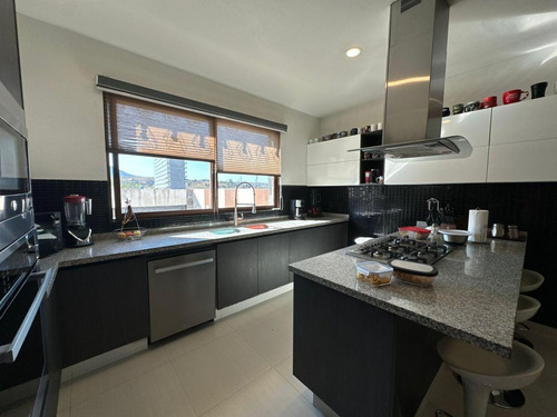 Casa En Venta En Lomas Verdes 6ta Sección.