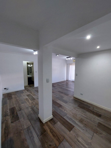 Departamento 3 Ambientes Impecable En Paternal, A Metros De Av San Martin.