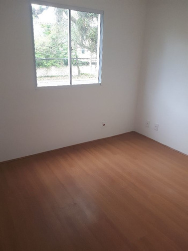Apartamento À Venda Na Estrada Do Rio Grande, Taquara, Rio De Janeiro - Rj - Liv-11596