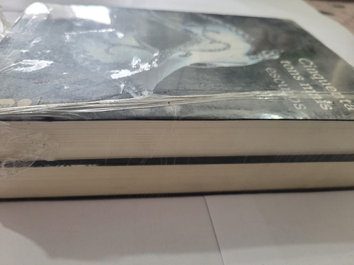 Livros 50 Tons De Cinza E 50 Tons + Escuros -2 Vitrine Loja