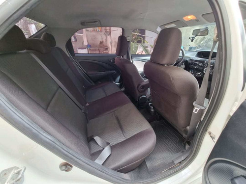 Imagem 12 de 12 de Toyota Etios Xs 1.5 16v At Flex