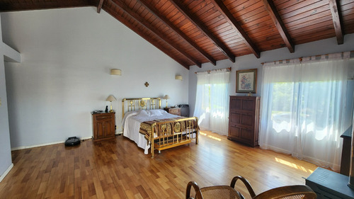 Valle Escondido Los Soles Casa En Venta 5 Dormitorios Apta Credito