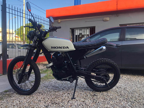 Imagen 5 de 15 de Honda Tornado 250