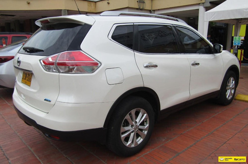 Nissan X-trail 2.5 Advance