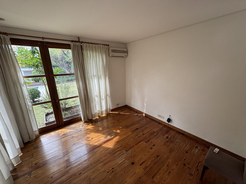 Alquiler, Casa, 4 Dormitorios, Piscina, Jardin