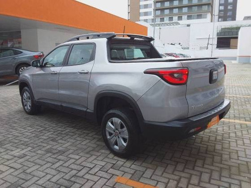 Imagem 6 de 10 de Fiat Toro 1.8 16v Evo Flex Freedom At6