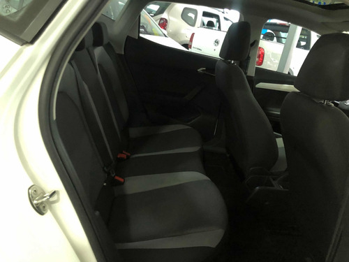 Imagen 13 de 15 de Seat Ibiza Style Automático 2018