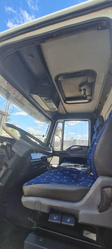 Imagem 6 de 11 de Iveco Tector 170e22