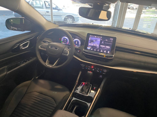 Imagen 6 de 25 de Jeep Commander H