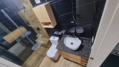 Town House En Altos De Guataparo Conjunto Vistalago. Minerva K