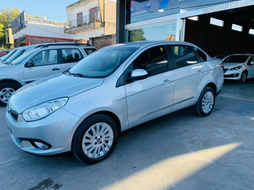 Fiat Grand Siena 1.6 Essence 2013