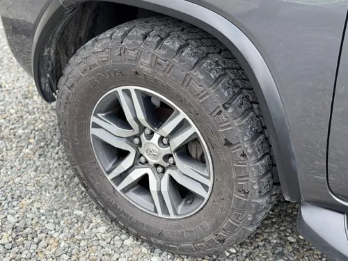 Toyota Fortuner 2.7 SRV