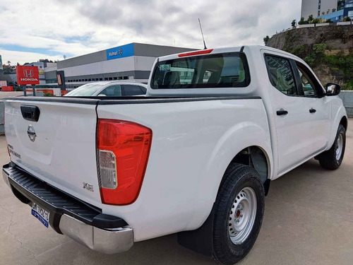 Imagen 6 de 11 de Nissan Frontier Np300 2020 4p Xe L4/2.4 Man