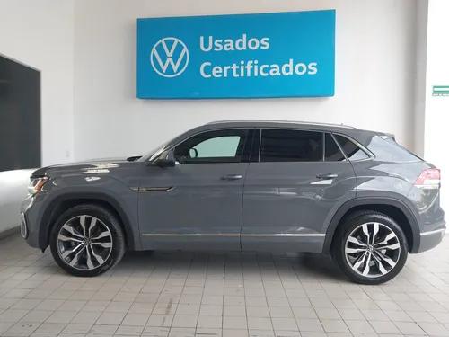 Volkswagen Cross Sport 3.6 Fsi V6 R-Line Auto 4Wd