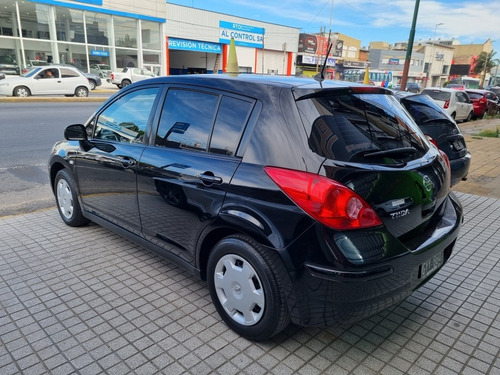 Imagen 4 de 13 de Nissan Tiida 2008 1.8 Visia