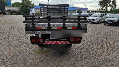 Imagem 6 de 15 de Hyundai Hr Hdb 4x2 2011/2012 Carroceira Madeira