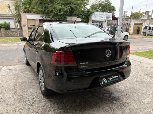 Volkswagen Voyage 1.6 Comfortline 101cv