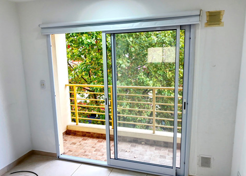 Venta Monoambiente+balcón+cochera/santos Lugares