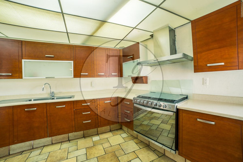Casa En Venta Lomas De Las Aguilas