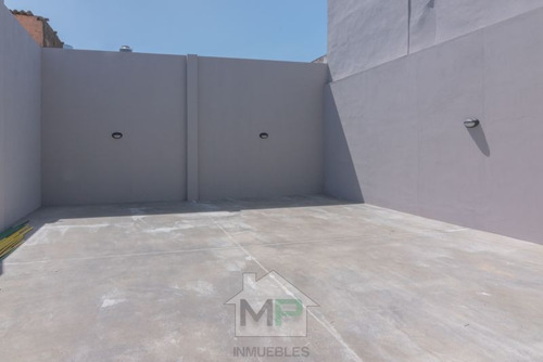 Departamento En Venta En Mataderos