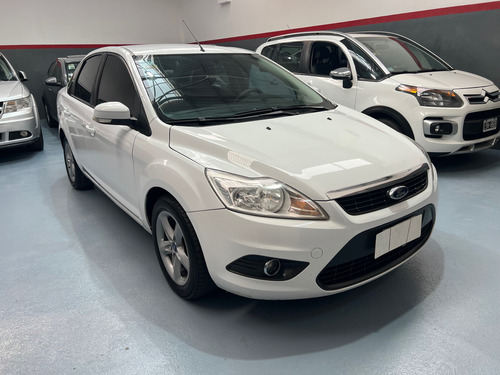 Ford Focus 2 1.6 Exe Sedan Trend Sigma