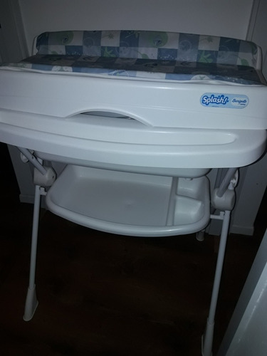 Cambiador Con Bañito Excelente Estado, Y Completo