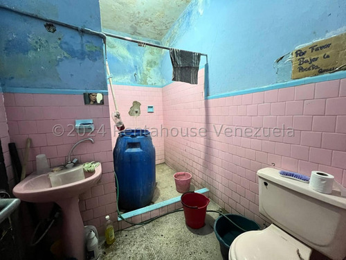 Local Comercial En Alquiler La Victoria Centro Mepm Mls #24-26847
