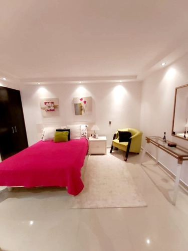 Imagen 22 de 26 de Armando Ortunio Lujoso Townhouse Bonaventure, Mañongo