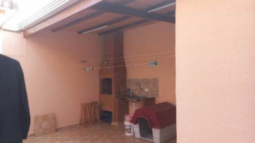 Imagem 13 de 15 de Casa No Bairro Raul Cury, Em Itanhaém, Litoral Sul De São Paulo, Localizado Lado Praia. Possui Churrasqueira, Edícula E Vaga Coberta Para 02 Automóveis.