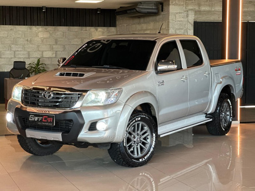 Toyota Hilux 3.0 SRV 4X4 CD 16V TURBO INTERCOOLER DIESEL 4P AUTOMÁTICO